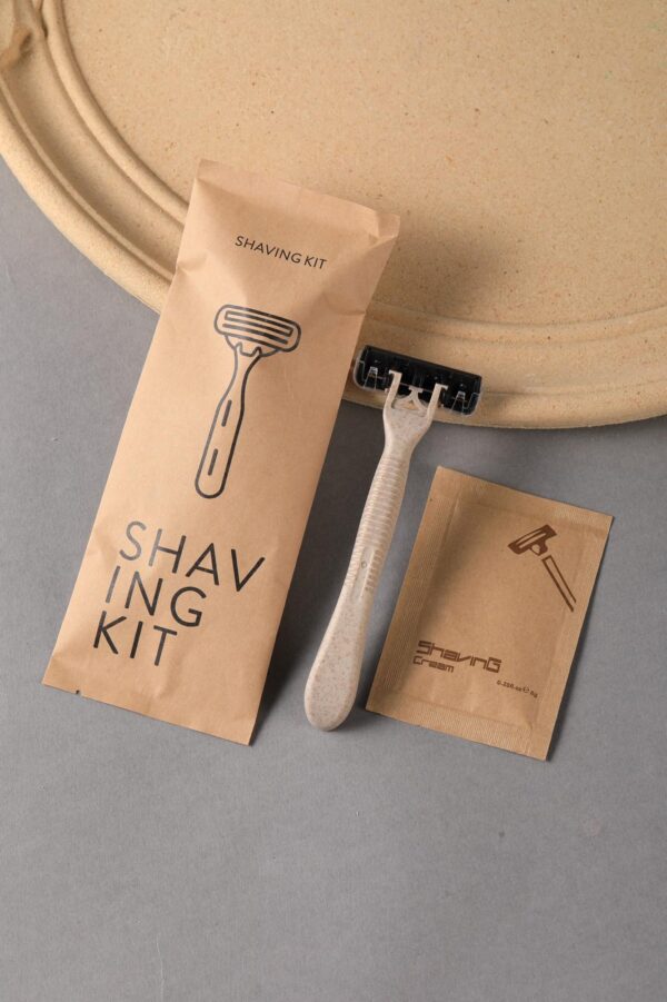 Shaving Kit Wheat Straw - Razor + Cream - 500 Pack